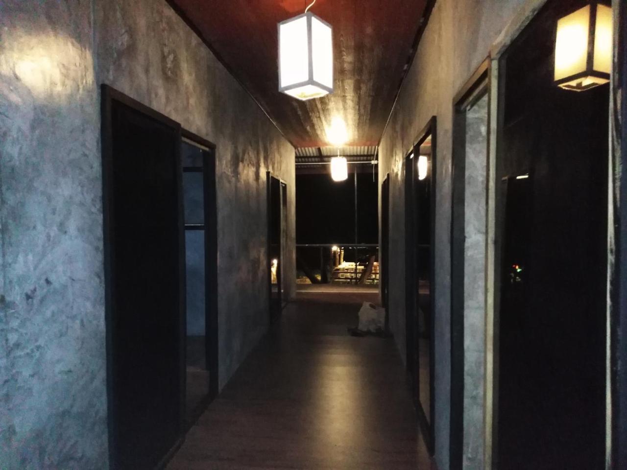 Phayam Hostel Ко Паям Екстериор снимка